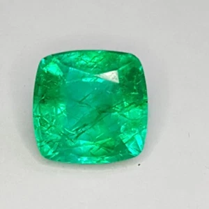 Natural Green Emerald 7.97 Ct Loose Certified Gemstone Cushion Cut AAA+ Quality - Picture 1 of 8