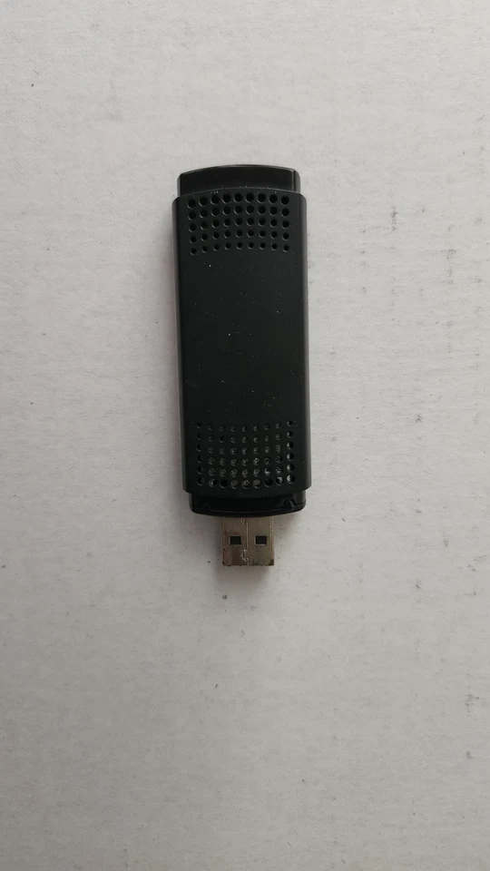 Panasonic N5HBZ0000055 беспроводной LAN USB TY-WL20 WiFi адаптер (2011-2012 телевизоры)  - Изображение 1 из 2