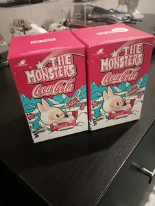 POP MART LABUBU The Monsters Coca Cola Blind Box UNGEÖFFNET USA 2er Set Konvolut  - Bild 1 von 5