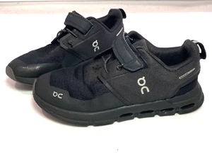 On Kids Cloud Play Youth Sneakers Black Sz Kids 2.5 3KD11430485 - Picture 1 of 11