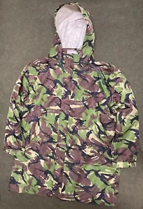 GENUINE ROMANIAN ARMY WOODLAND DPM GORETEX COMBAT JACKET. MEDIUM-LONG. 46 I. - Foto 1 di 5
