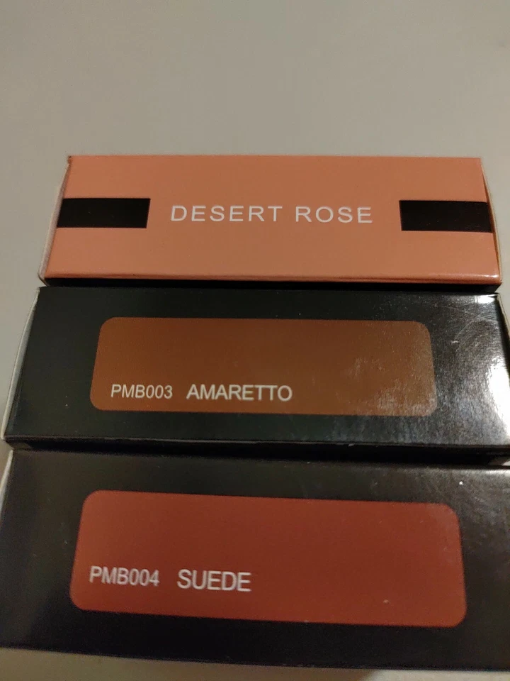 Rubor mineral compacto Bella Pierre, 0,35 onzas - varios tonos   Foto 1 de 1