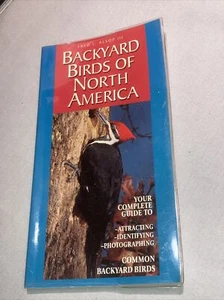 Backyard Birds of North America by Fred J. Alsop III (2003, Trade Paperback) - Picture 1 of 9