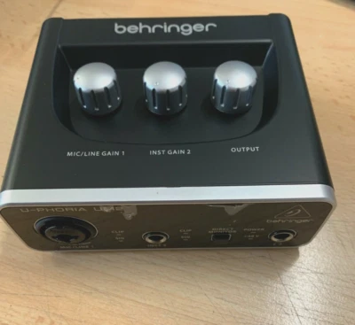 Behringer UM2 Audioschnittstelle - Schwarz - Bild 1 von 2