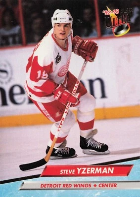 Steve Yzerman #55 - 1992-1993 Fleer Ultra - Detroit Red Wings - NHL Hockey - Image 1 of 2
