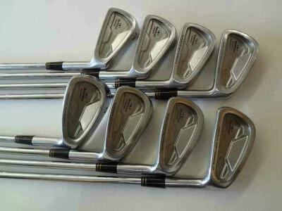 BRIDGESTONE(J40) TOUR STAGE X5000 8PC IRONS SET S-FLEX GOLF CLUBS - Image 1 of 3
