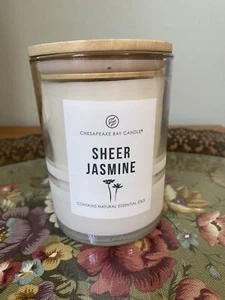 Chesapeake Bay SHEER JASMINE Candle 8.8oz Natural Essential Oils - Picture 1 of 4