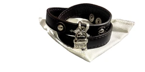Christmas Gift OEM Chloe Logo Keyring Irene BLACK New open box - Picture 1 of 2