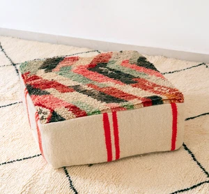 24x24 Moroccan Handmade Pouf Berber Kilim Rug Multicolor Floor Cushion Footstool - Picture 1 of 5