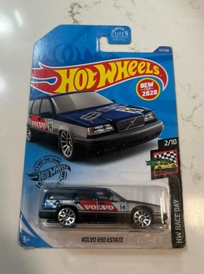 Volvo 850 Estate 57/250 2020 Hot Wheels HW Race Day 2/10 (azul) Foto 1 de 2
