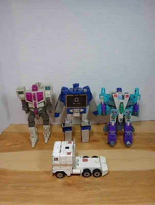 Hasbro G1 Transformers 1980s VTG Lot Sound Wave Ultra Magnus Dreadwind Hun-Gurrr - Image 1 of 4