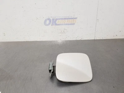 04 2004 Lexus LX470 puerta de llenado de combustible crema Foto 1 de 4