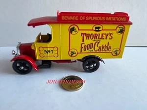 OCCASION CORGI C859- THORNYCROFT VAN THORLEY'S ORIGINAL FOOD FOR CATTLE au 1/43° - Imagen 1 de 5