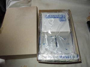 VINTAGE Seagram's Gin Perfect Martini Clock Light Mid Century Modern MCM NOS - Picture 1 of 18