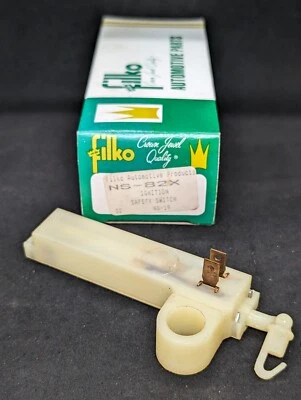 1974-78 CHEVROLET K10 K20 K30 C10 C20 C30 BLAZER PICKUP TRUCK NEUTRAL SWITCH - Image 1 of 4