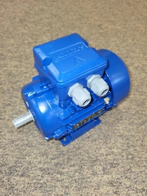 0.25kW, 1375rpm, 230-400V  3Phase, 50Hz, B3 Foot Mounted,  AMTECS Electric Motor - Image 1 of 3