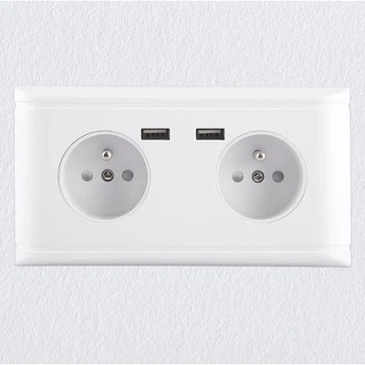 EU Multi-Function Power Socket USB Connection Socket With 2 Mobile - Image 1 of 4