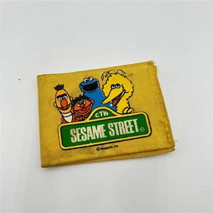 Vintage Sesame Street Kid's Yellow Wallet - Picture 1 of 3