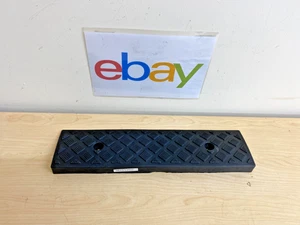 Hoopever Kerb Ramp 490 130 30mm Portable Curb Ramp Lightweight Plastic Threshold - Picture 1 of 4