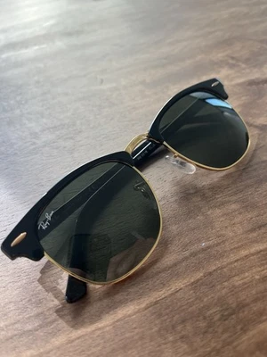 Gafas de sol Ray-Ban Clubmaster Classic 51-21 145 mm marco negro lentes marrones nuevas con etiquetas Foto 1 de 4