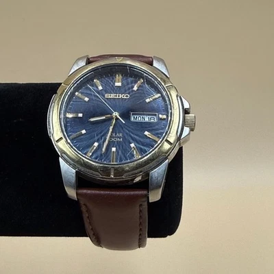 Reloj Pulsera Seiko Solar 100M Día Fecha V158-0AD0 Foto 1 de 4