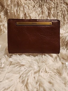 Fossil Liza Multi Wallet - Picture 1 of 5