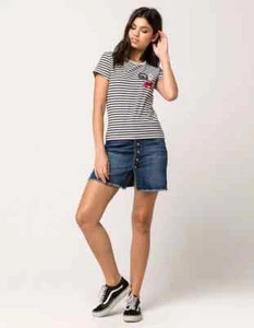 NWT Roxy Women's Black & White Striped Taffy Crab Patch T-Shirt Small - Picture 1 of 8