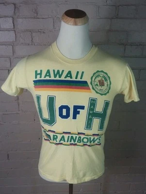 Camiseta Surf Vintage Anos 80 University of Hawaii Rainbows M/S Stedman  - Imagem 1 de 4