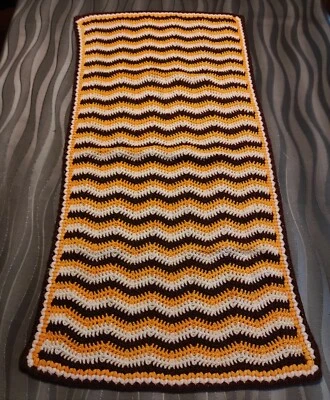  Ancien napperon - dessus de canape tricot crochet Vintage 70s  granny square N1 - Photo 1/4