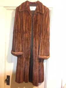 Vintage 1950s Max Azen Firs Muskrat Fur Coat USA - Picture 1 of 6