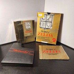 The Legend of Zelda (Nintendo NES, 1987) - Tested, Complete