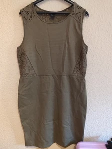Damen Kleid Army Grün in Größe 42, Mit leicht transparenten Strick Rücken - Bild 1 von 3