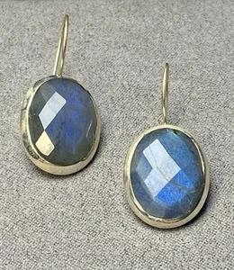 Beautiful Sterling Silver 925 Cushion Cut Labradorite Dangle Earrings 1.25 in - Picture 1 of 3