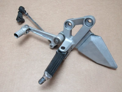 Suzuki SV 650 2009 10,157 miles left footrest gear lever assembly (15170) - Изображение 1 из 4