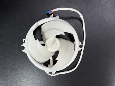 Original LG - Motor Ventilador Condensador - Parte # EAU62025701 (OEM) Foto 1 de 2