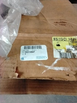 2003 Buick Rendezvous Luggage Rack Cross Bar Oem Roof New 10313547 - Image 1 of 3