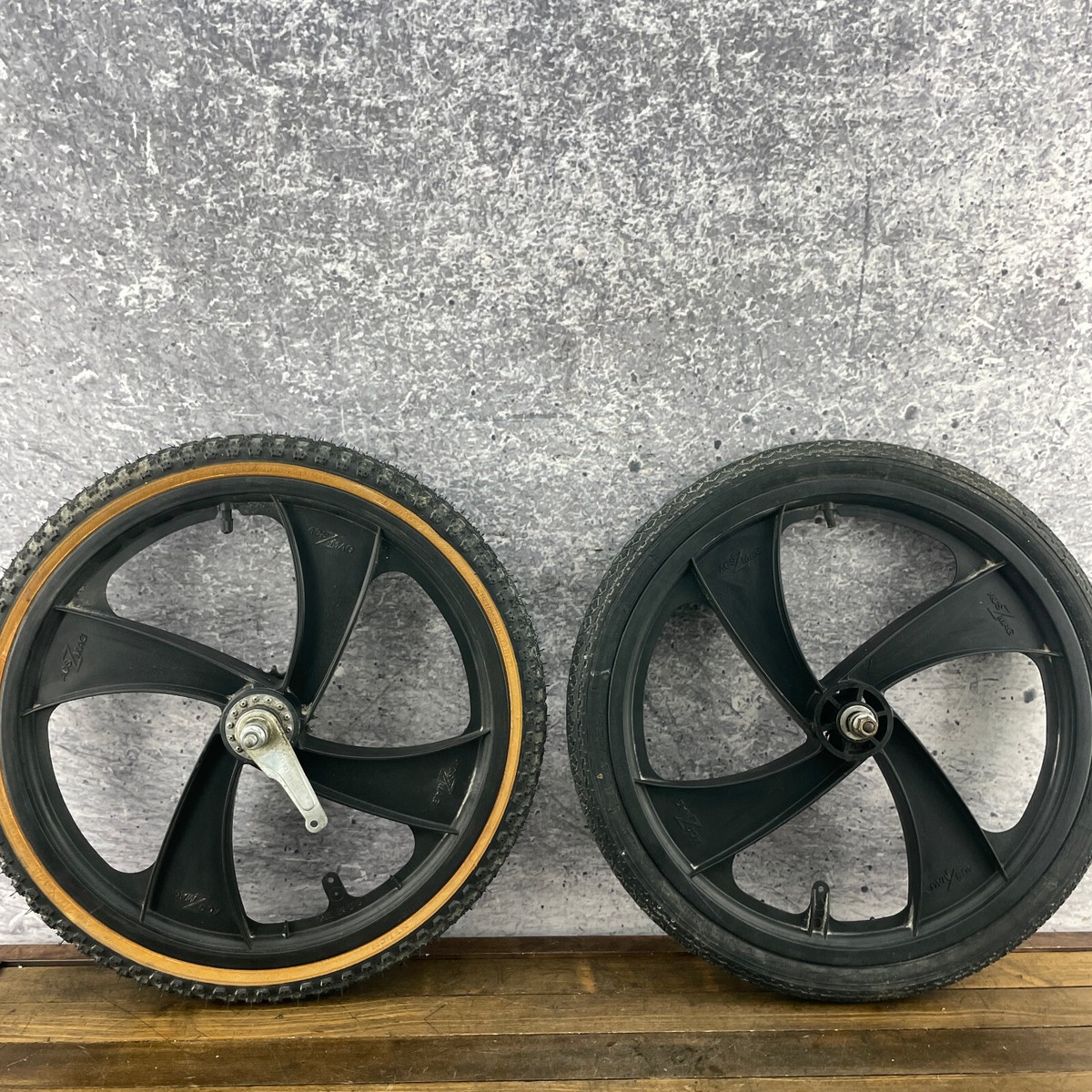 BMXホイール CINEMA / ZX×333 REAR WHEEL BMX リアホイール | シネマホイール