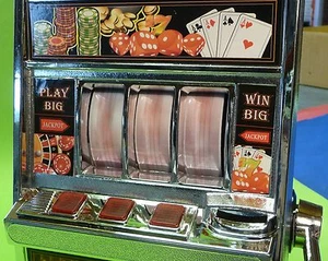MAXI Spielautomat Spardose Slot-Maschine Höhe 37cm mit LICHT + SOUND 69-1219 - Bild 1 von 11