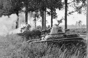 WW2 -  Chars Renault français ouvrant le feu - Front de la Sarre - Sep 1939 - Imagen 1 de 1