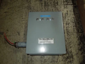 LPC 10263 AC Power Arrester Transient Voltage Surge Suppressor 120/240V 1ph 3W - Picture 1 of 4