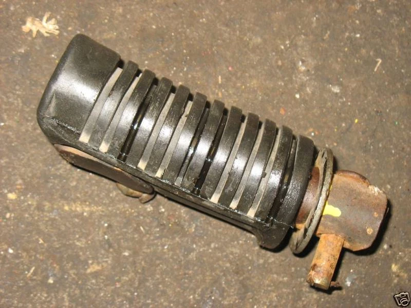 80 HONDA C70 ПАСПОРТ C 70 ЛЕВАЯ НОГА PEG # - Изображение 1 из 1