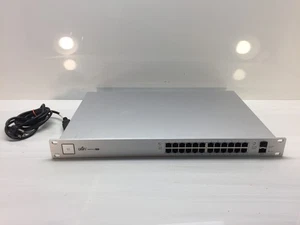 Conmutador Ubiquiti UniFi 24 US-24-250W 24 puertos Gigabit PoE+ conmutador administrado - Imagen 1 de 4