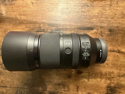 Lente Sony FE 70-300 mm F4,5-5,6 G OSS (SEL70300G) montura electrónica Foto 1 de 4