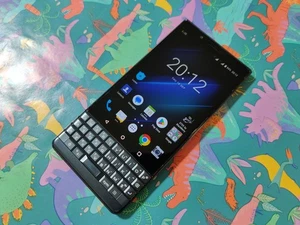 Blackberry KEY2 LE (Unlocked) Dual Sim QWERTY Android Smartphone - Picture 1 of 13