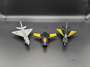 Lote de 3 Matchbox Fighter Jets Diecast de colección 1973 y 1981 - Imagen 1 de 18