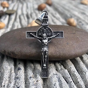 Handcrafted 925 Sterling Silver Cross Jesus Christ Christian Crucifix Pendant - Picture 1 of 5