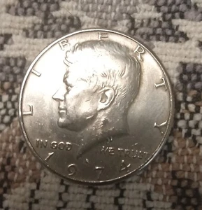 1974 D #3 1/2 Dollar Kennedy Coin, w Natural Toned Reverse. - Picture 1 of 5