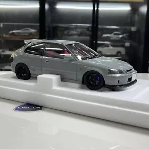 Motorhelix 1/18 honda civic type r EK9 In Nardo Gray - Bild 1 von 9