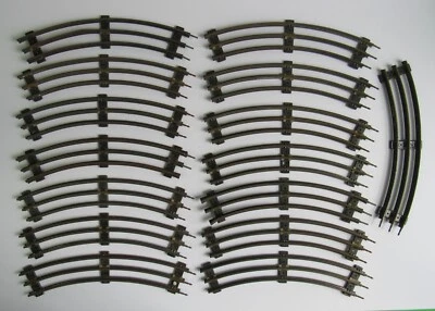 Lionel or MARX  0 or 027 Gauge Lot of 15 Curve Track Sections - Image 1 of 4