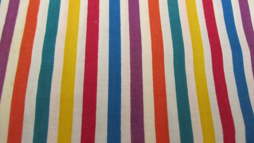 Призмы хлопчатобумажной ткани Hoffman International яркие полоски на белом 2 ярда 23 x 40 - Изображение 1 из 4